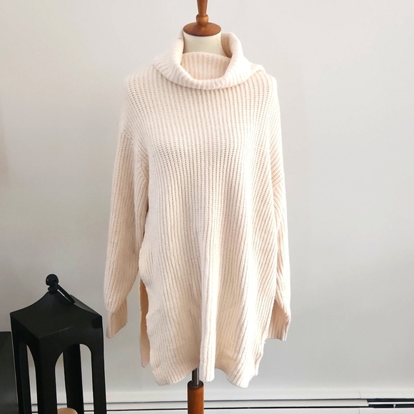 Free People Sweaters - NWT Free People Sweater/Dress